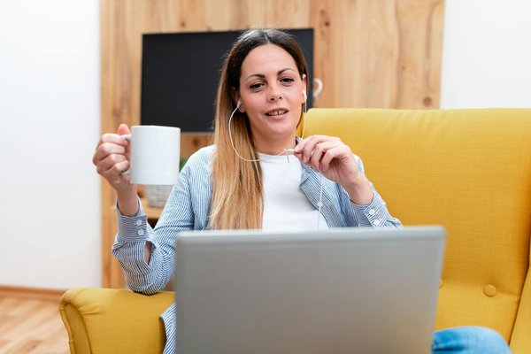 Du branding à la conception : comment une agence webdesign peut booster votre entreprise